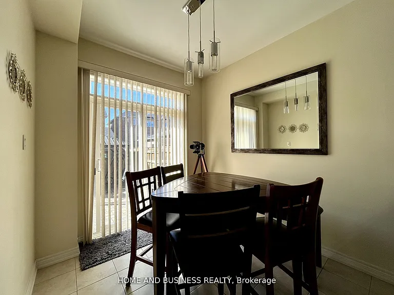 5532 Meadowcrest Ave — Photo 13