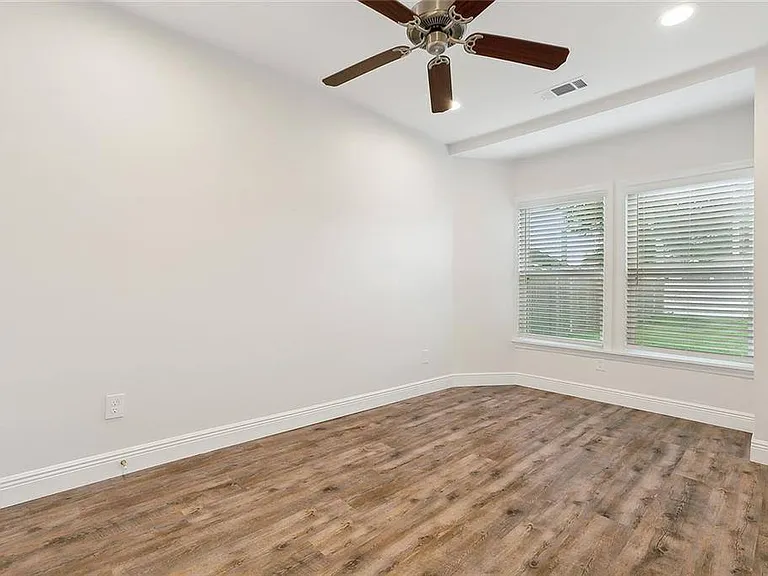3832 Bauvais St — Photo 12