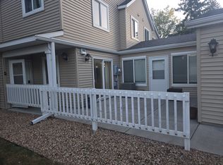 2563 Wimbledon Pl, Woodbury, MN 55125