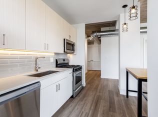 The Hutchinson, Chicago, IL 60618