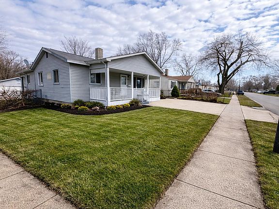 2nd image of 203 Dakota Ave