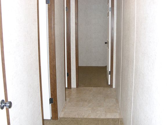 4th image of 9910 Geraldine St #23