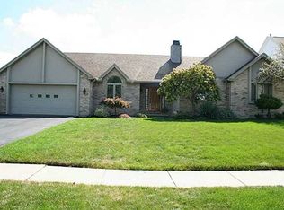3538 Williamsburg Dr, Oregon, OH