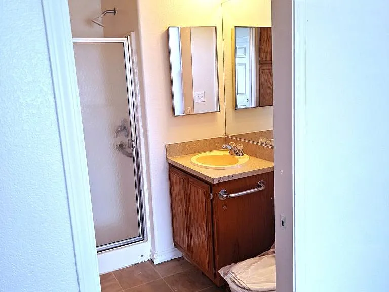 640 E Shaver St — Photo 12