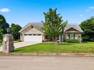 1501 John Sparks Dr, Friendsville, TN 37737