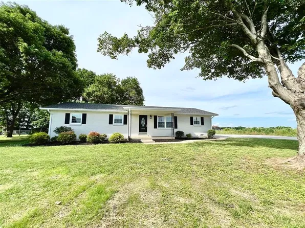 1512 Richpond Rockfield Rd, Bowling Green, KY 42101