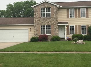 2804 High Point Ln, Findlay, OH 45840