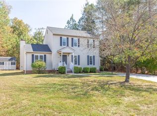 9513 Brocket Dr, Midlothian, VA 23112