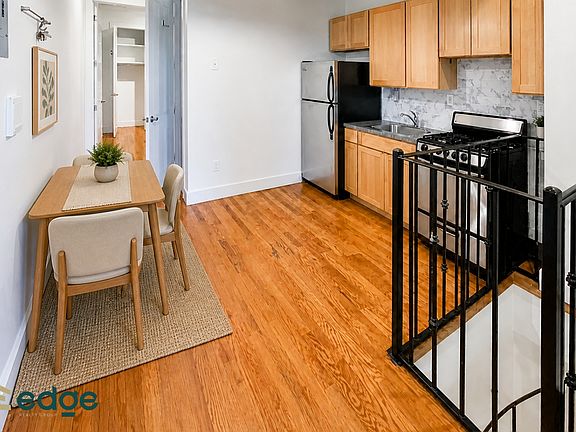 3rd image of 654 Park Pl #1RB
