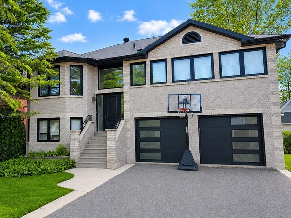 2610 Leonard St, Innisfil, ON L9S 3T9