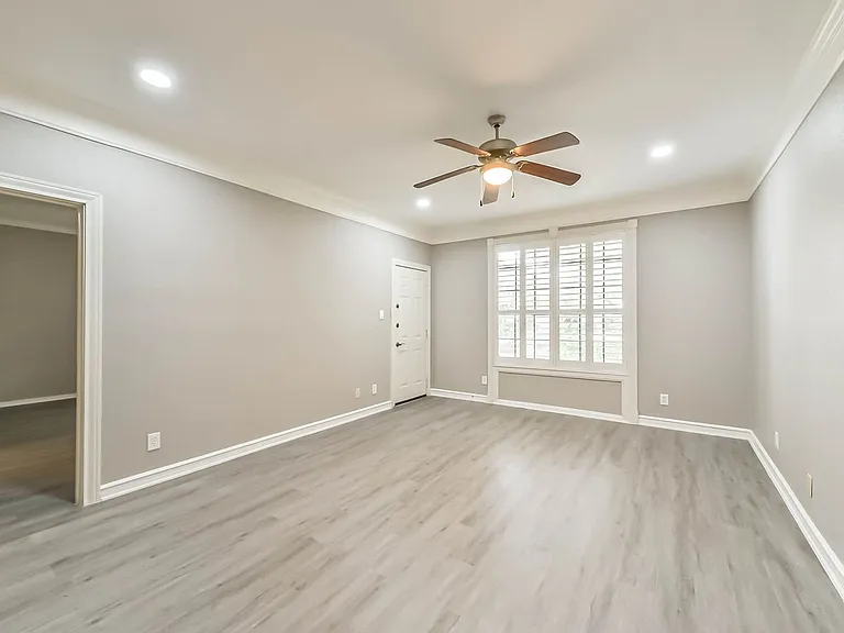 2700 Revere St #127 — Photo 8