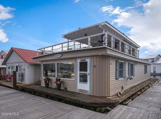 34141 E Scenic Bay Dr, Bayview, ID 83803