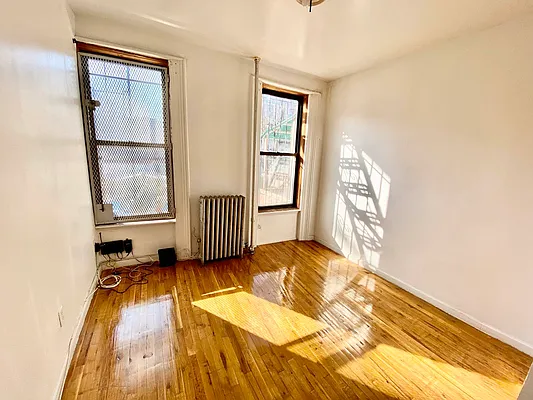 Rented by Realty Nerd | media 4