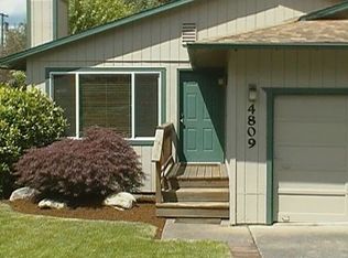 4809 SW Vacuna St, Portland, OR 97219