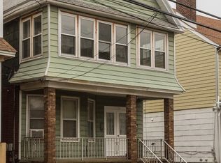 124 W 54th St, Bayonne, NJ 07002