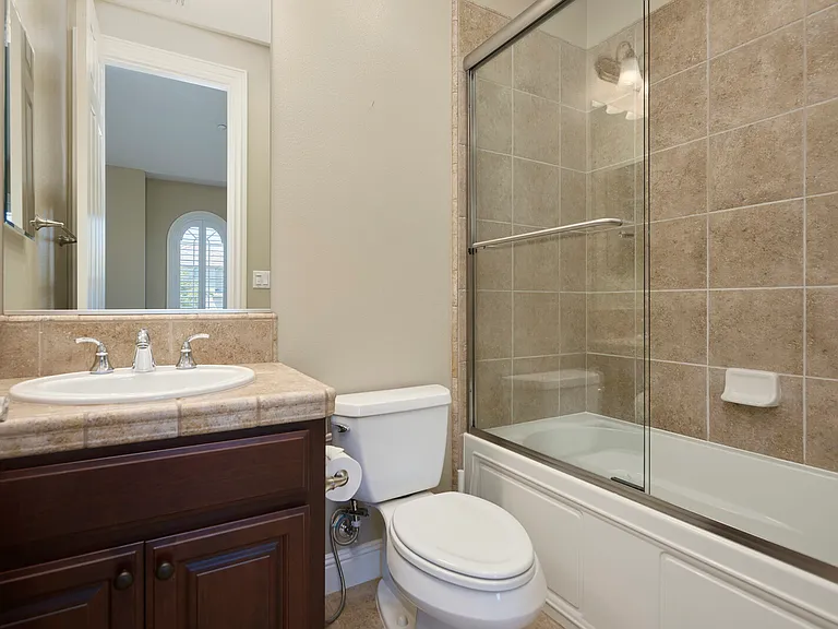 3272 Ashbourne Cir — Photo 27