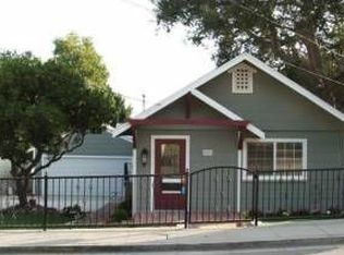 82 Victoria Ln, Sierra Madre, CA 91024