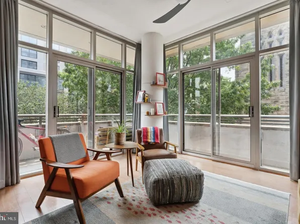 811 4th St NW Unit 318, Washington, DC 20001