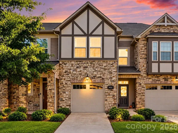 5624 Garrow Glen Rd, Charlotte, NC 28278