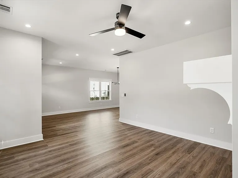 5406 Mildred St — Photo 5