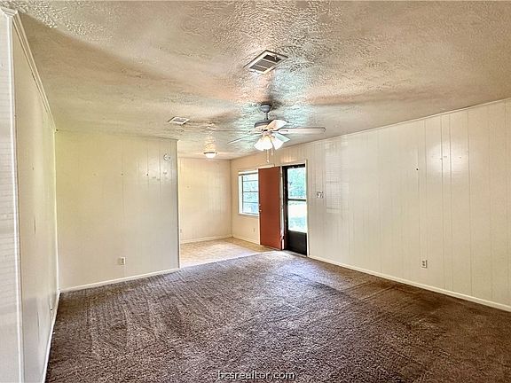 5th image of 1804 Langford St