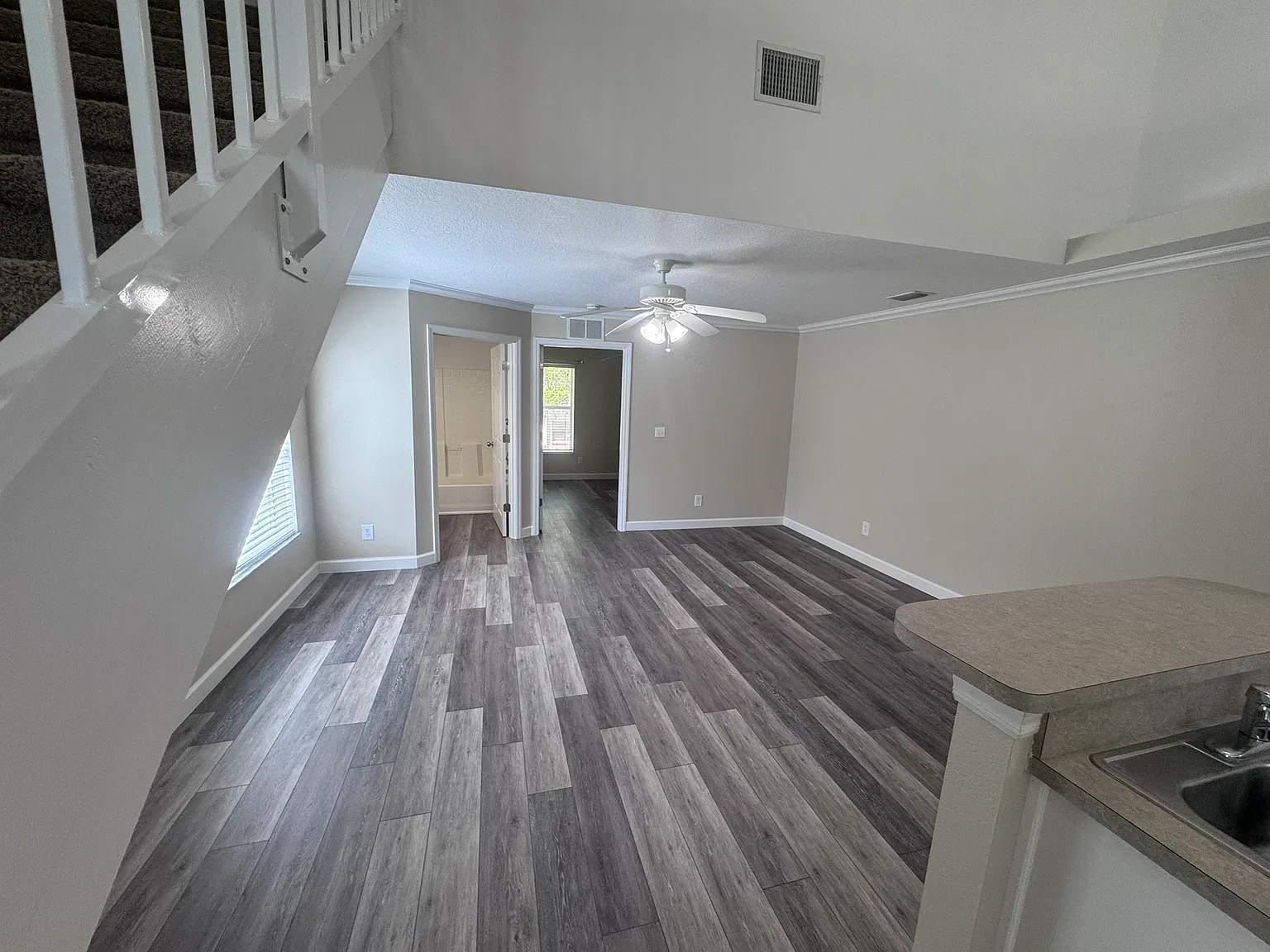 2 bed, 1450 sqft, $1,599 — Photo 2