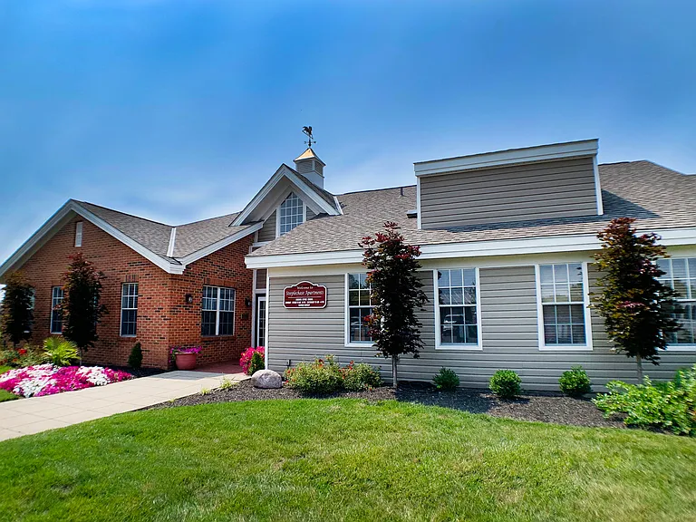 Steeplechase Apartments — Photo 15