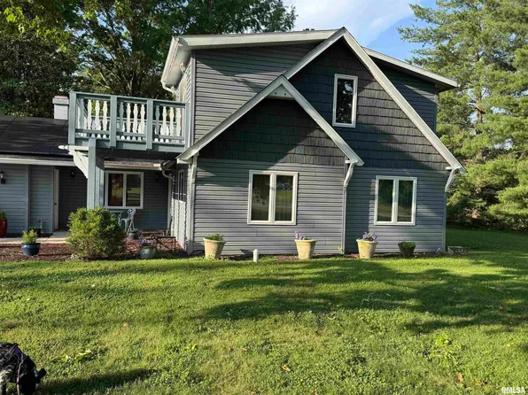 1310 E Grand Ave, Carbondale, IL 62901