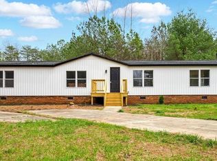 330 Bloxsom Rd, Callands, VA 24530