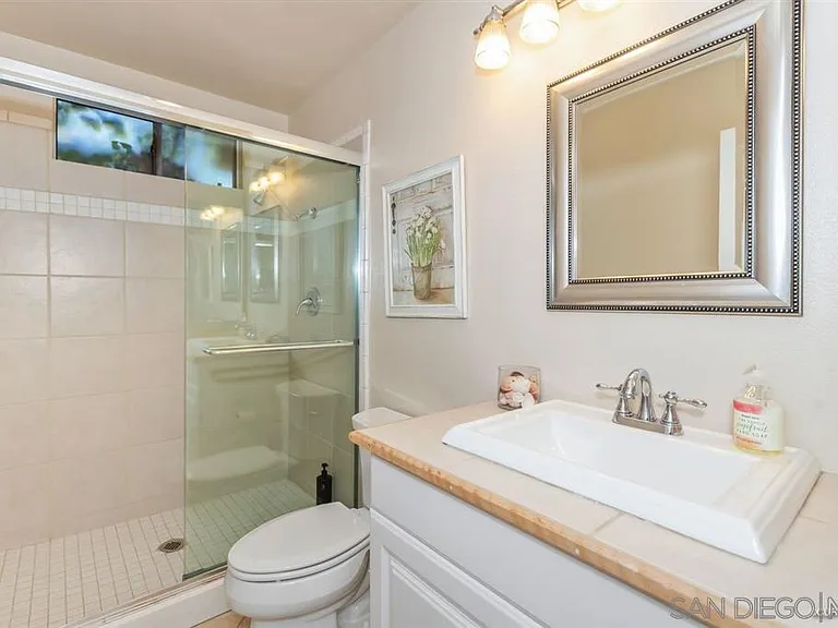 10470 Ridgewater Ln — Photo 20