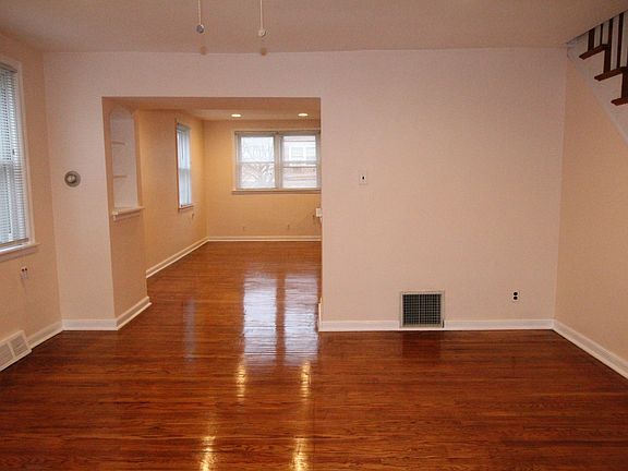 2nd image of 6317 N Fairhill St