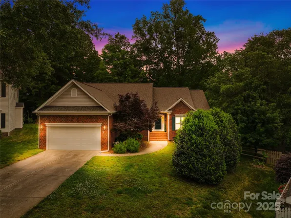 11732 Borchetta Dr, Charlotte, NC 28277