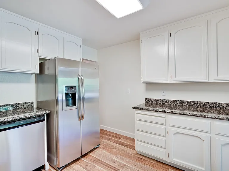 3675 Brach Way — Photo 7