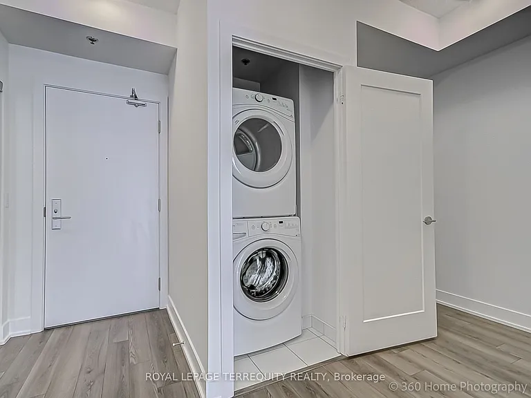 318 Richmond St W #1207 — Photo 18
