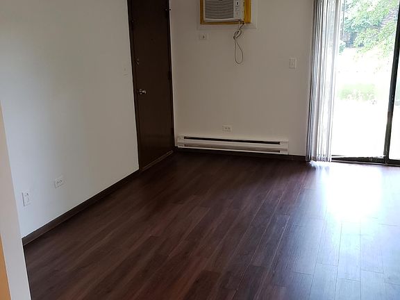 5th image of 1525 Norway Ln APT 1A