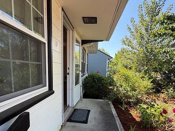 2nd image of 3003 E 24th St