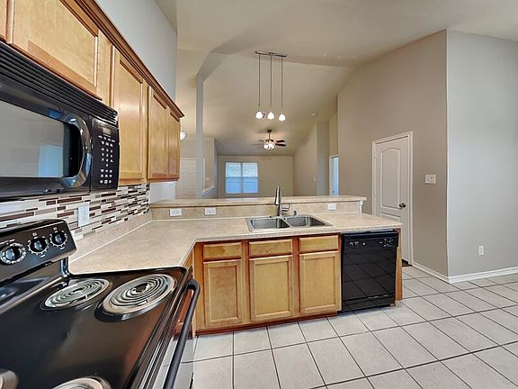 5th image of 8921 Highland Orchard Dr
