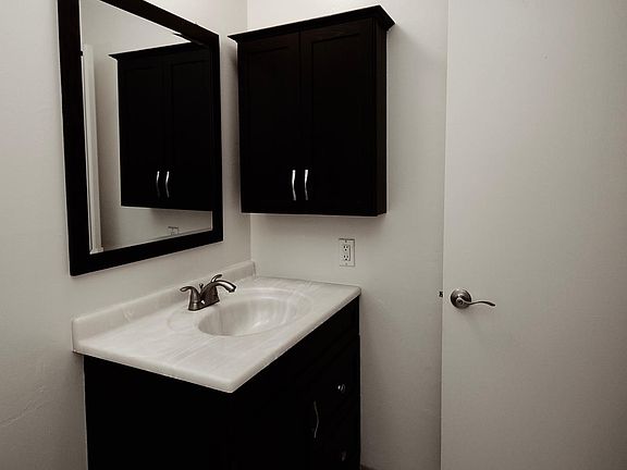 5th image of 3702 Jasmine Ave #328