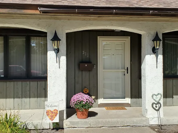 511 E 3rd St APT B, Gaylord, MI 49735