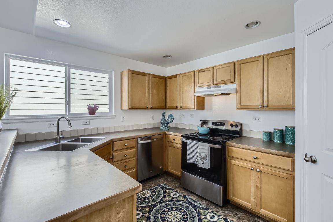 next background image