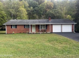 3341 W Wolf Valley Rd, Clinton, TN 37716