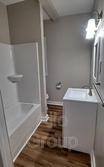 9878 Canterbury Rd #3 — Photo 7