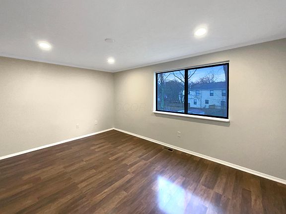 5th image of 3806 Tanager Dr