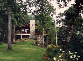 410 Valley View Trl, Glenville, NC 28736