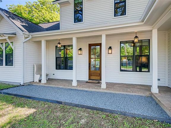 5th image of 6011 Cary Dr