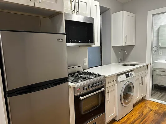 Rented by Premier One Realty LLC | media 2