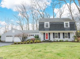 4 Walsh Way, Morris Plains, NJ 07950