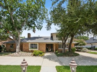 6033 Riviera Dr, North Richland Hills, TX 76180