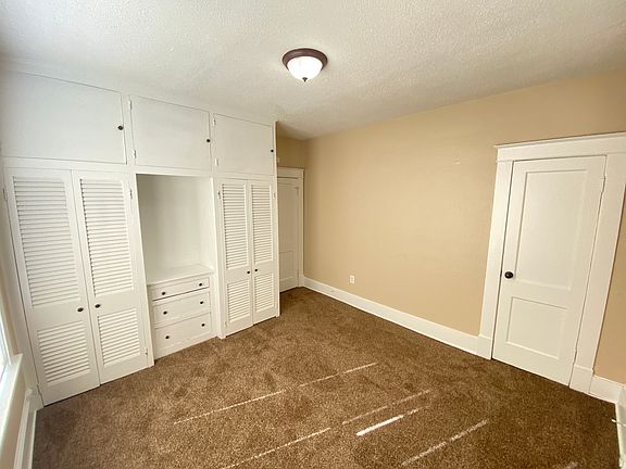 5th image of 884 N Belvedere Blvd