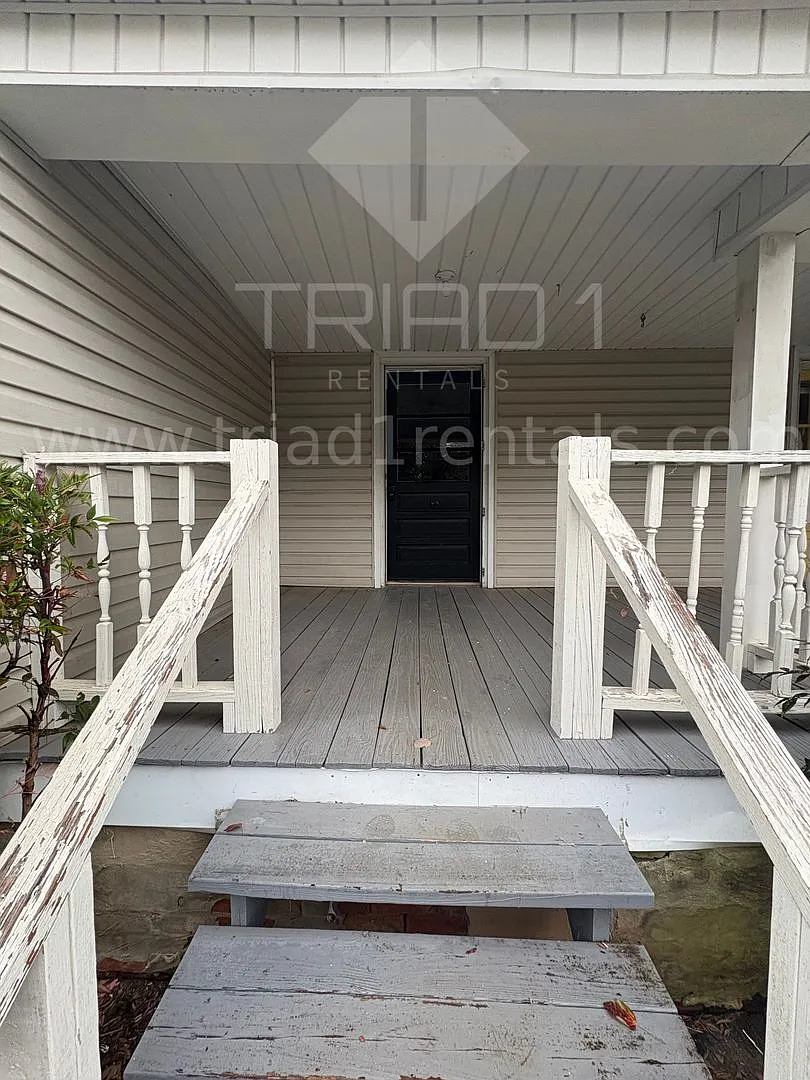 2423 Patria - WS — Photo 1